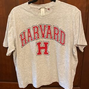 Harvard cropped tee